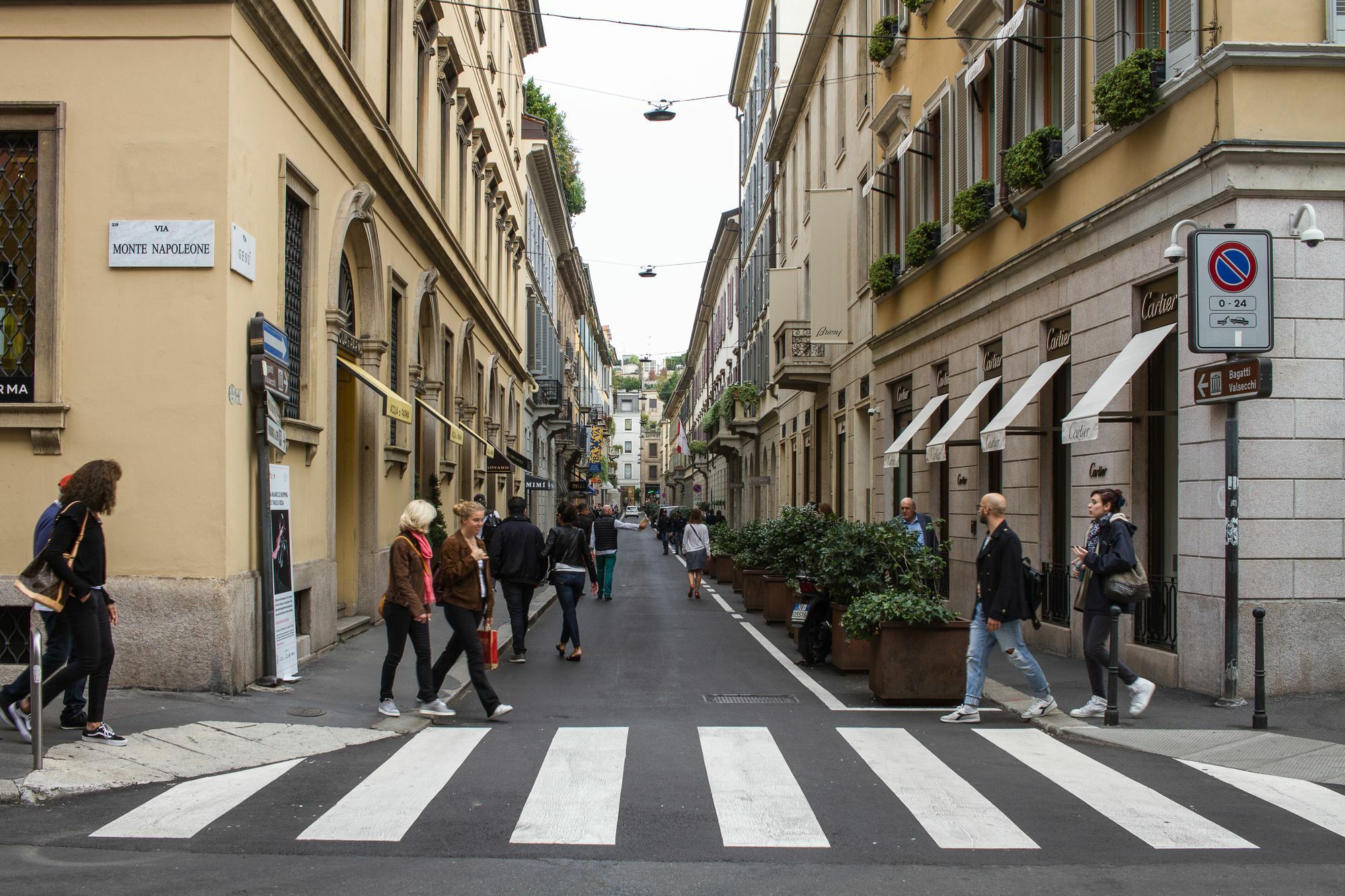 Aiello Rooms - San Babila Milan Exterior photo